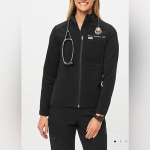 FIGS Black On shift Fleece Full Zip Jacket Scrubs Outerwear Womens Sz Medium